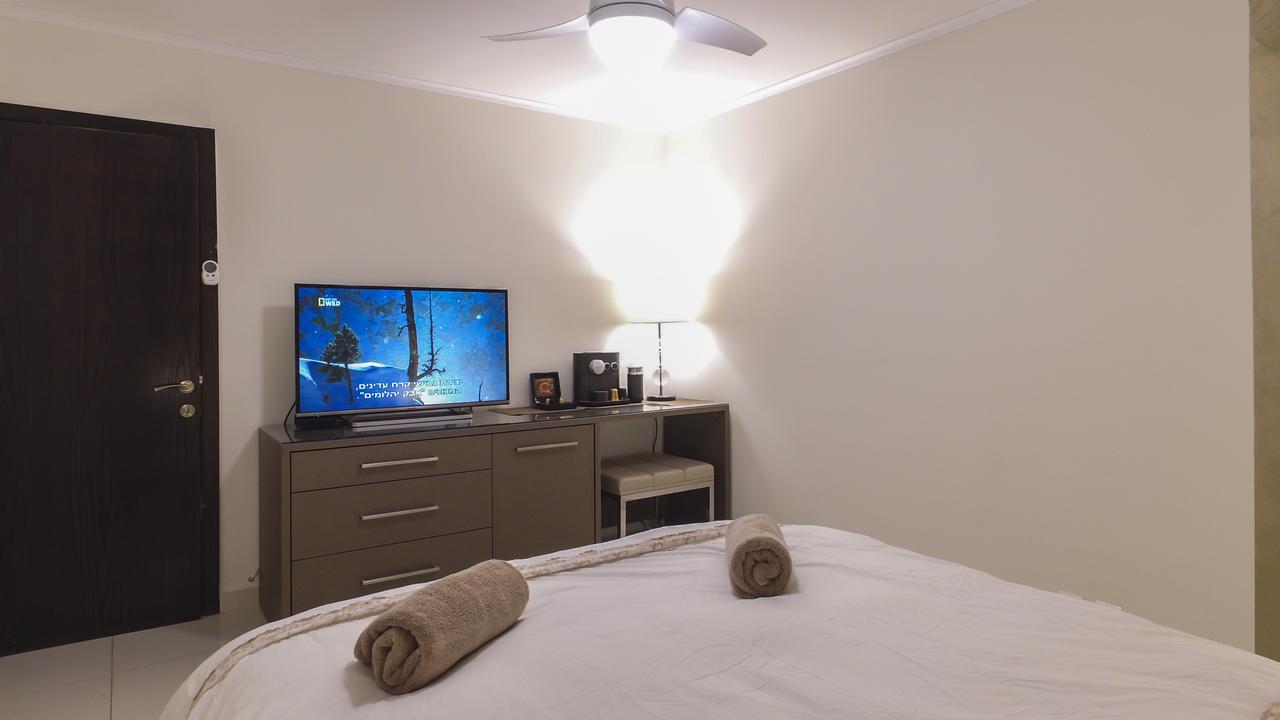 Luxury Suite By The Pool 埃拉特 外观 照片