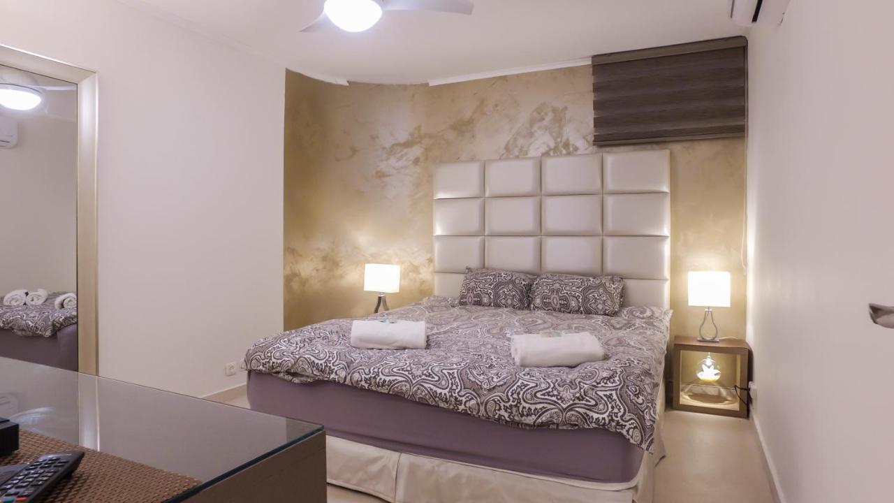 Luxury Suite By The Pool 埃拉特 外观 照片